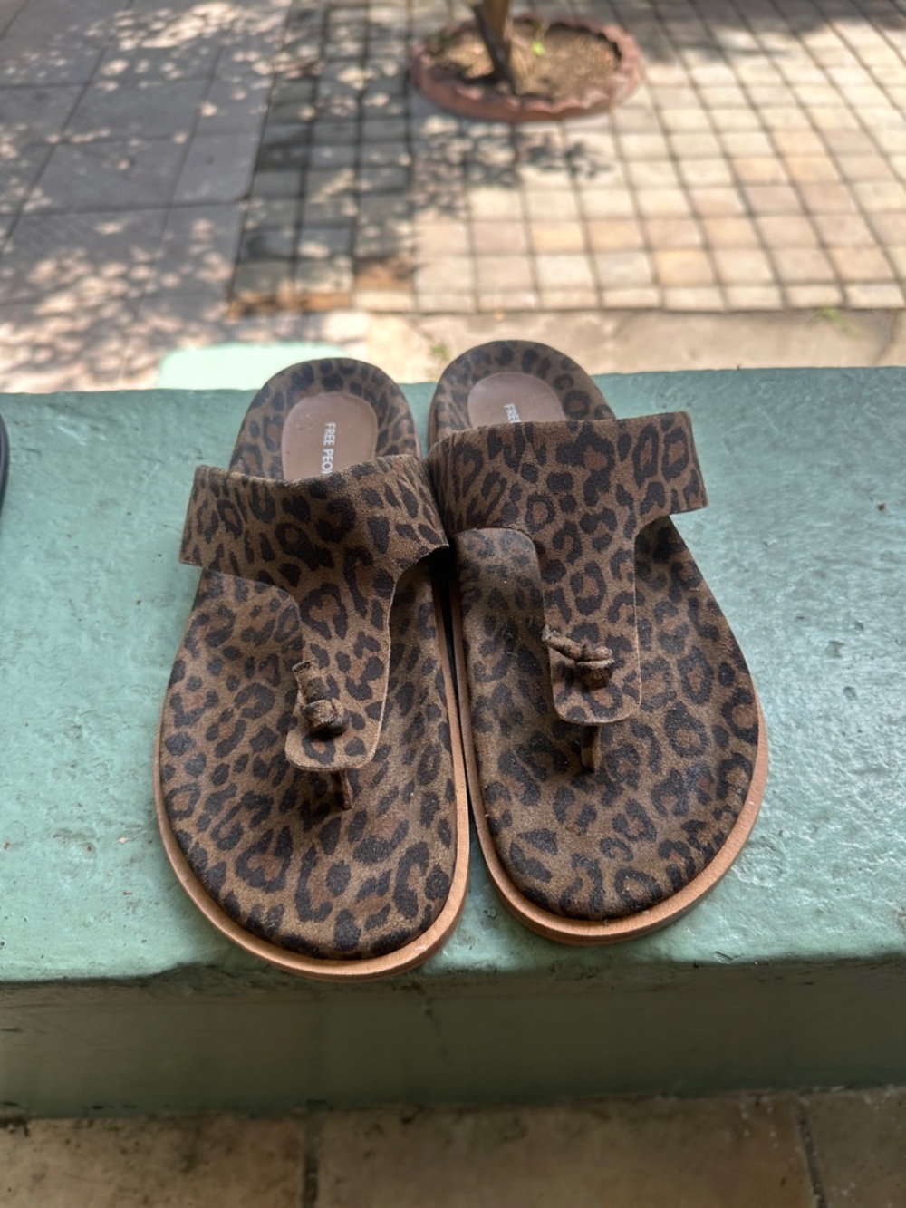 Free People Leopard Print Toe-Post Sandals - Brown/Black
